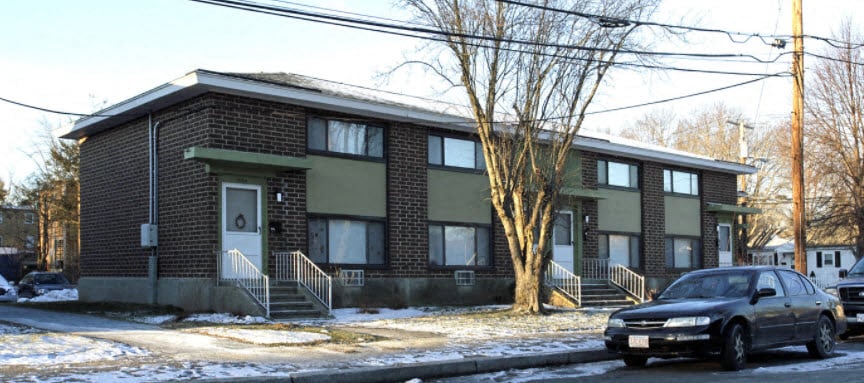 Pelham Apartments